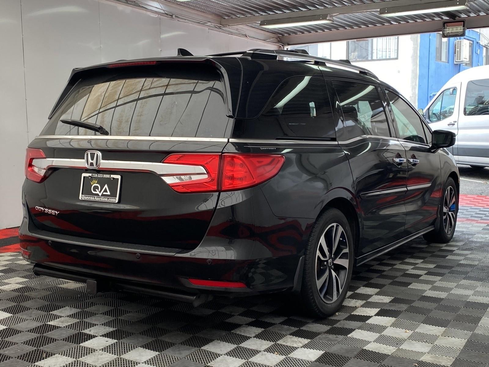 Used 2018 Honda Odyssey Elite image 36