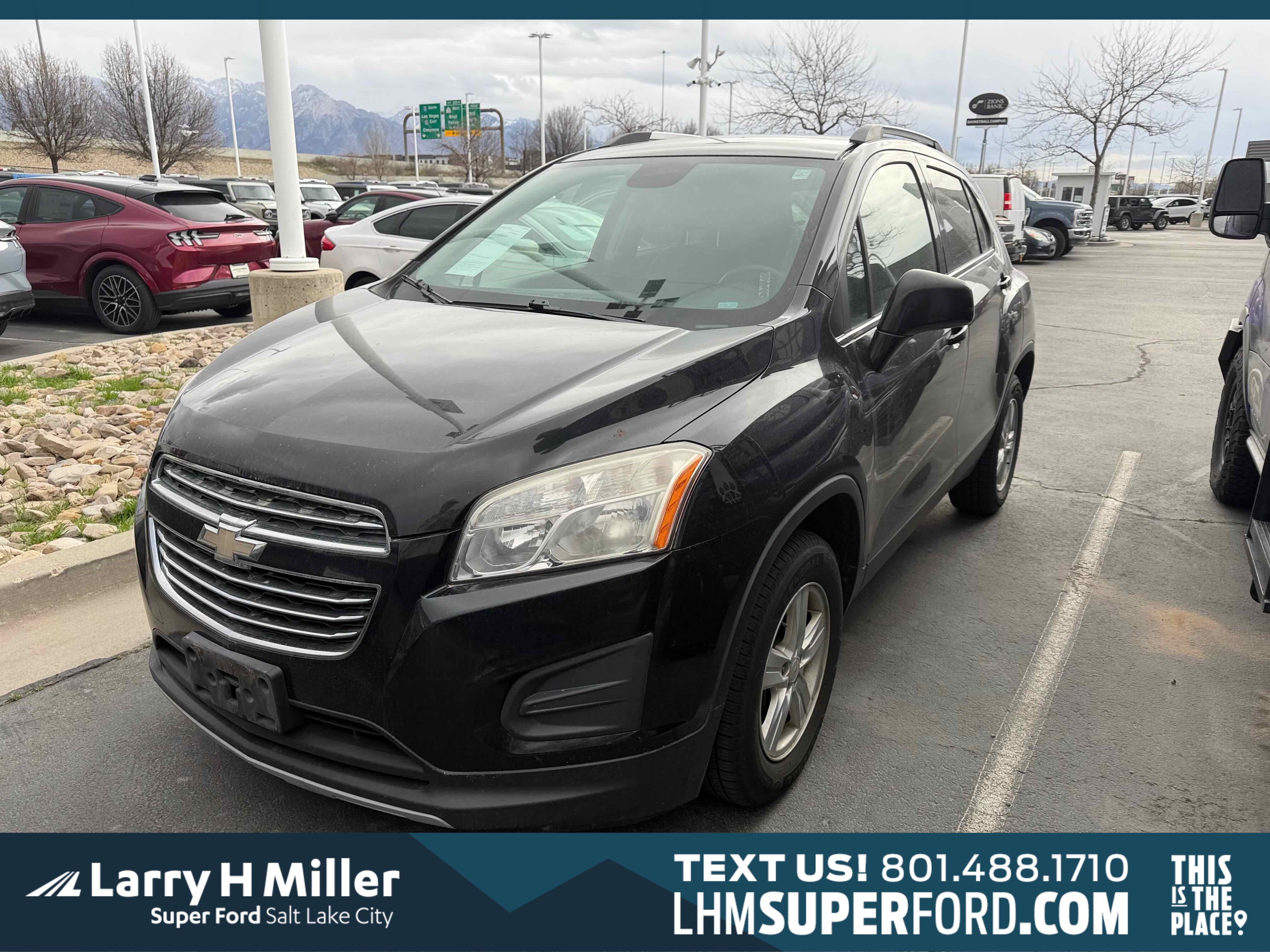 Used 2016 Chevrolet Trax LT w/ LT Convenience Package image 1