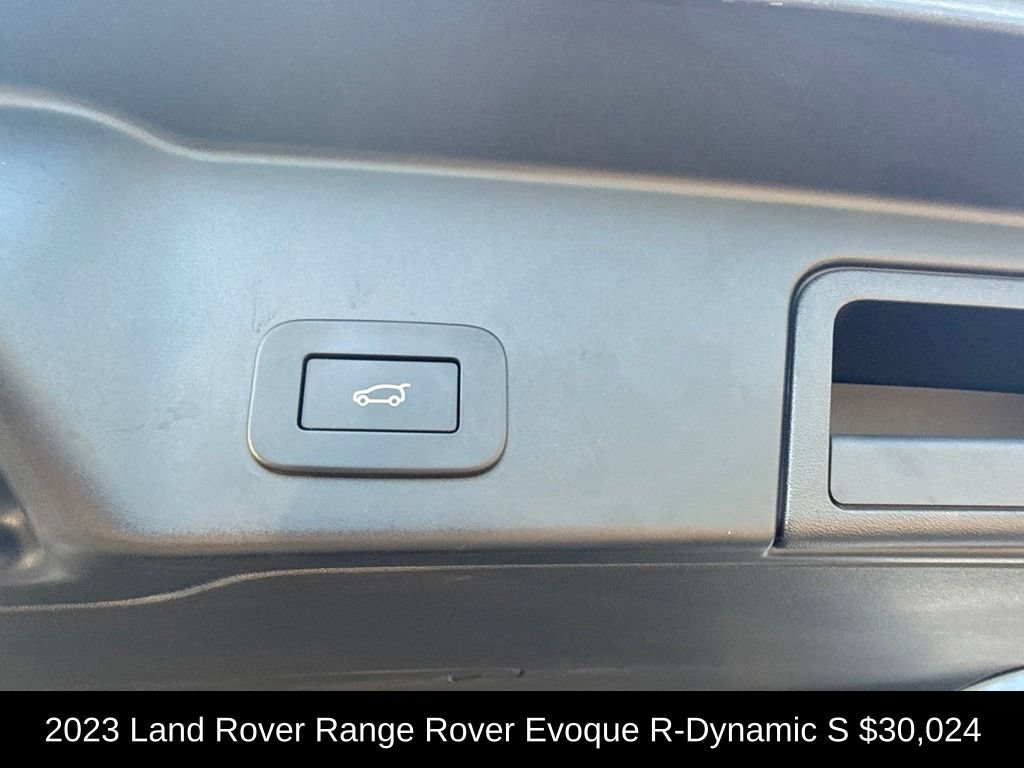 Used 2023 Land Rover Range Rover Evoque R-Dynamic S AWD/4WD image 17