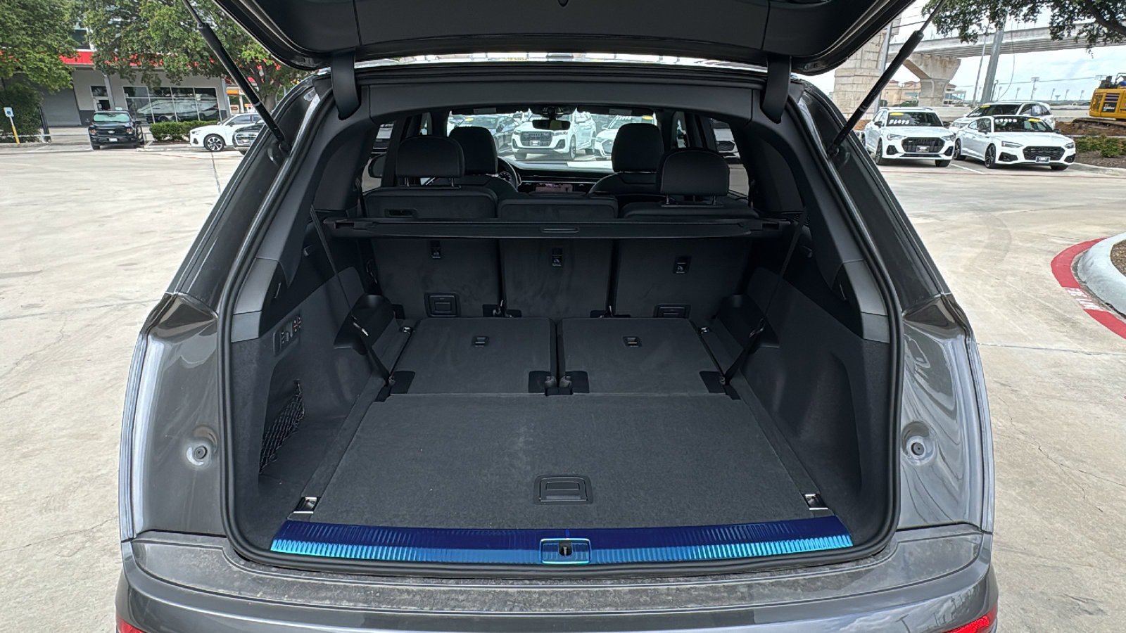 New 2026 Audi Q7 3.0T Premium Plus AWD/4WD image 25