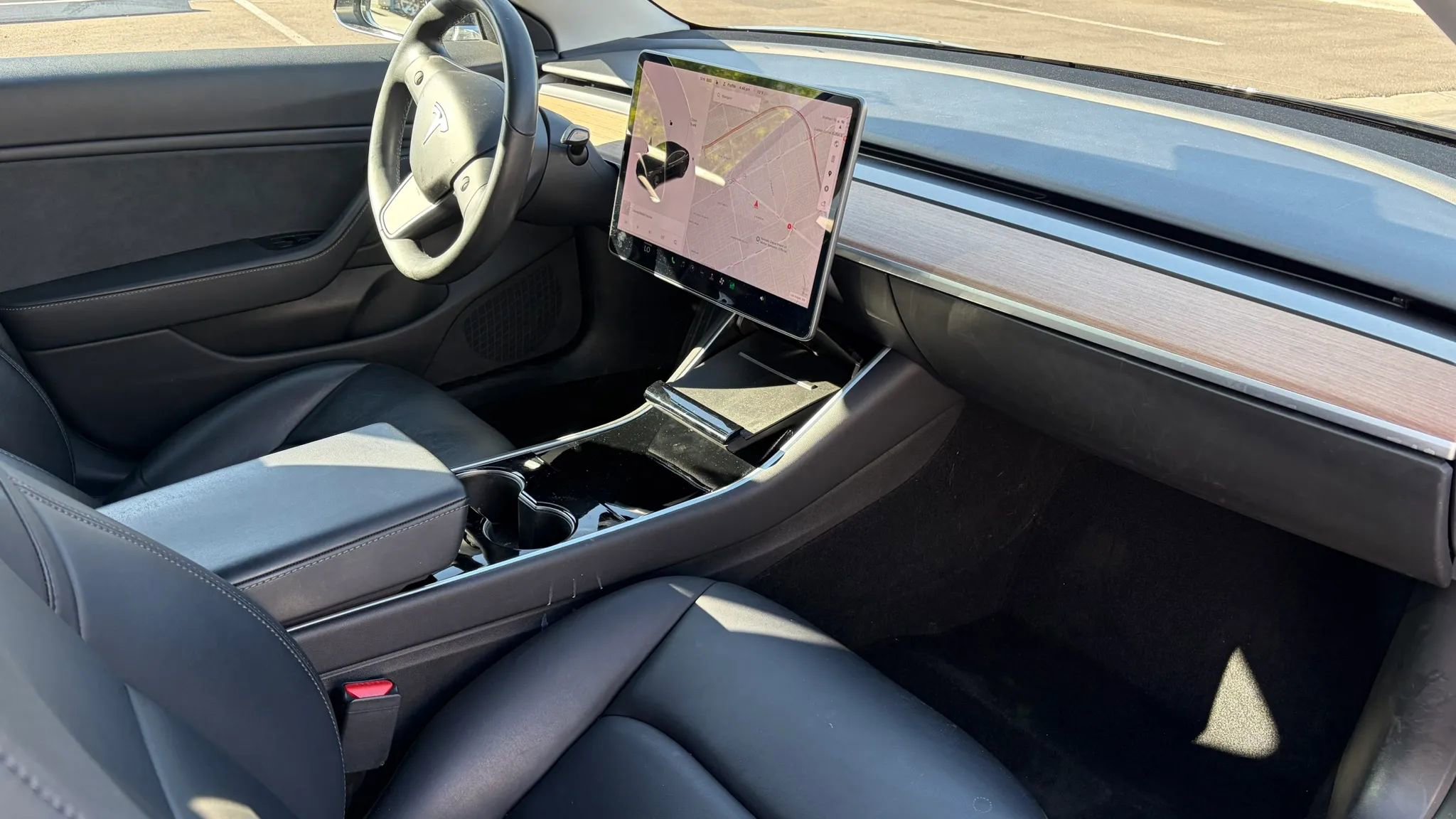 Used 2018 Tesla Model 3 Mid Range RWD image 14