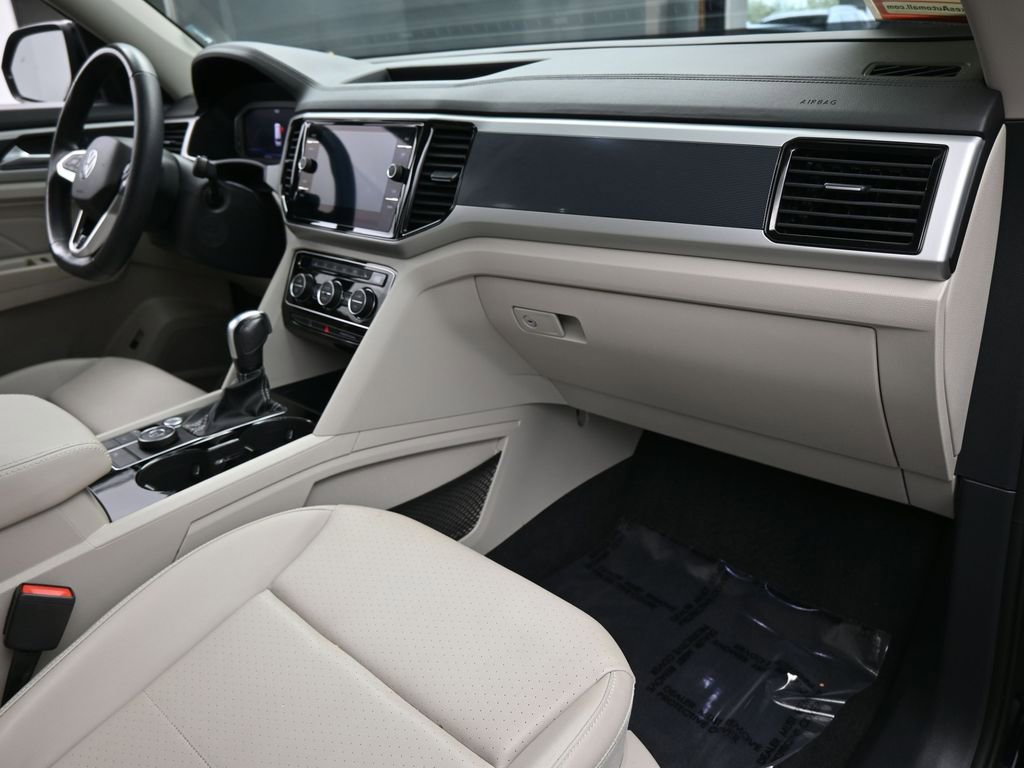 Used 2023 Volkswagen Atlas SEL R-Line image 50