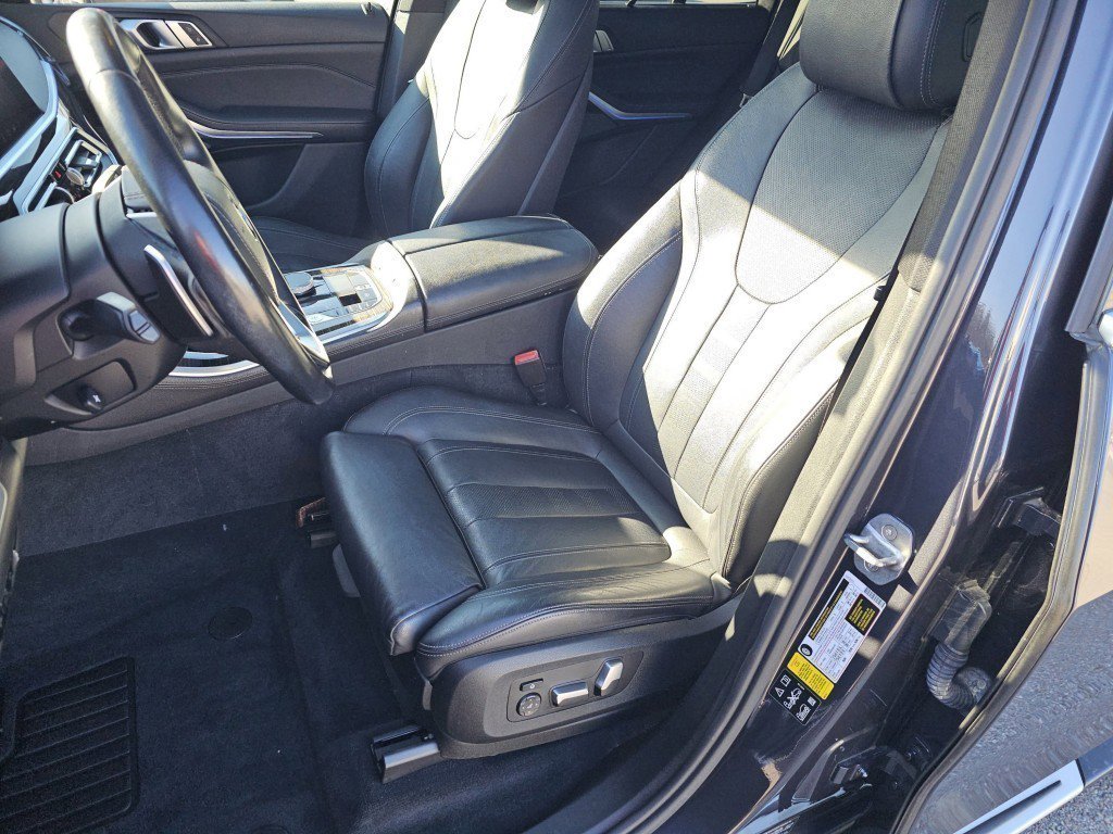 Used 2019 BMW X5 xDrive40i w/ Premium Package image 6