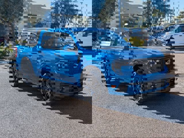 New 2026 Ford Maverick Lobo image 40