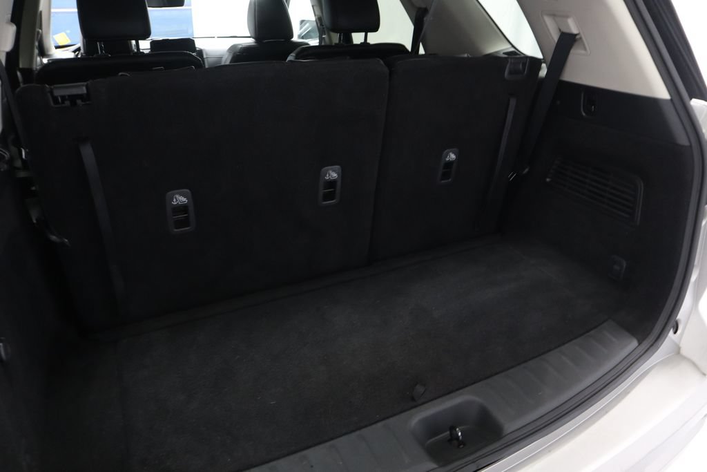 Certified 2023 Nissan Pathfinder SL w/ SL Premium Package AWD/4WD image 19