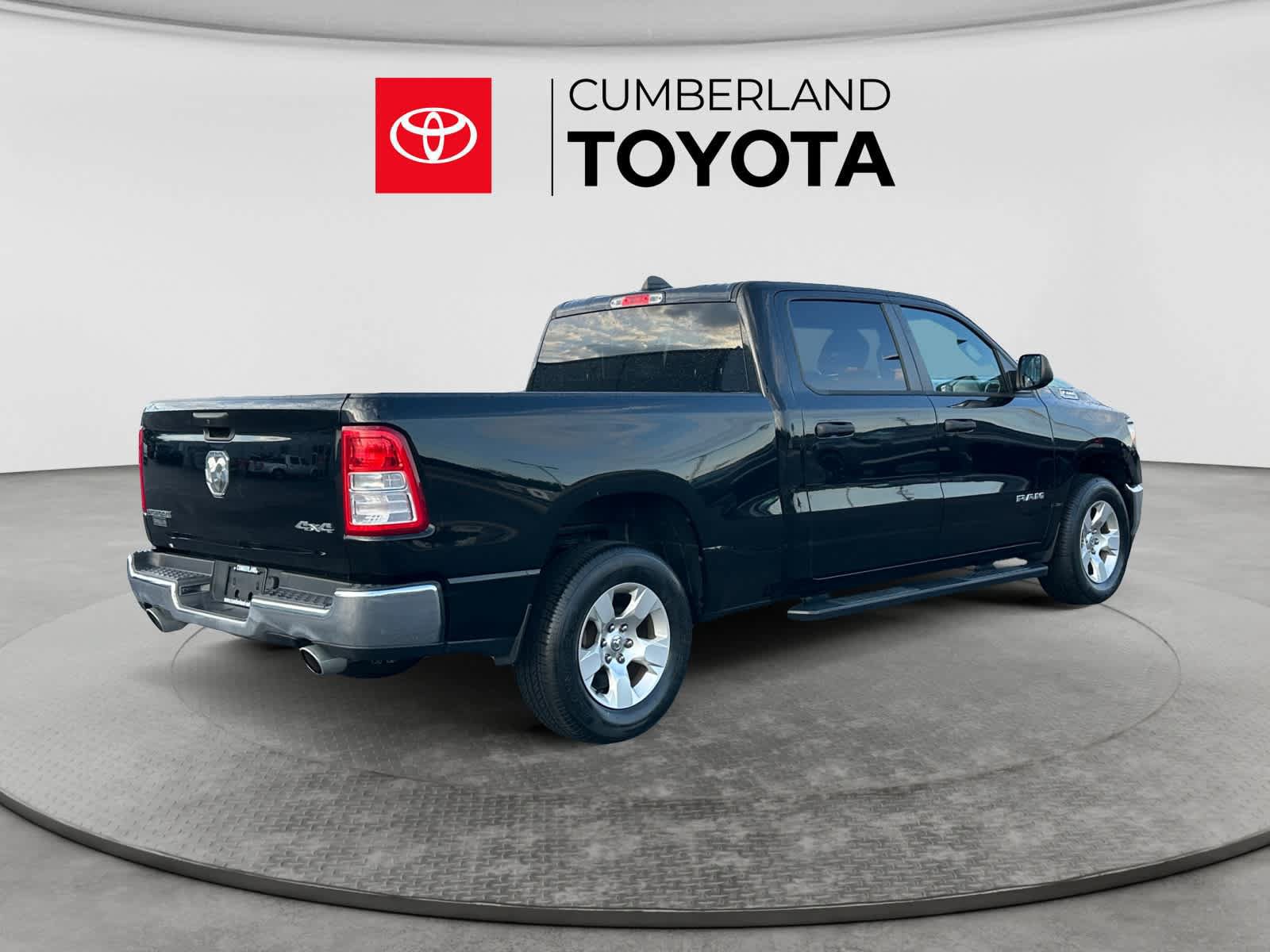 Used 2023 RAM 1500 Big Horn AWD/4WD image 5