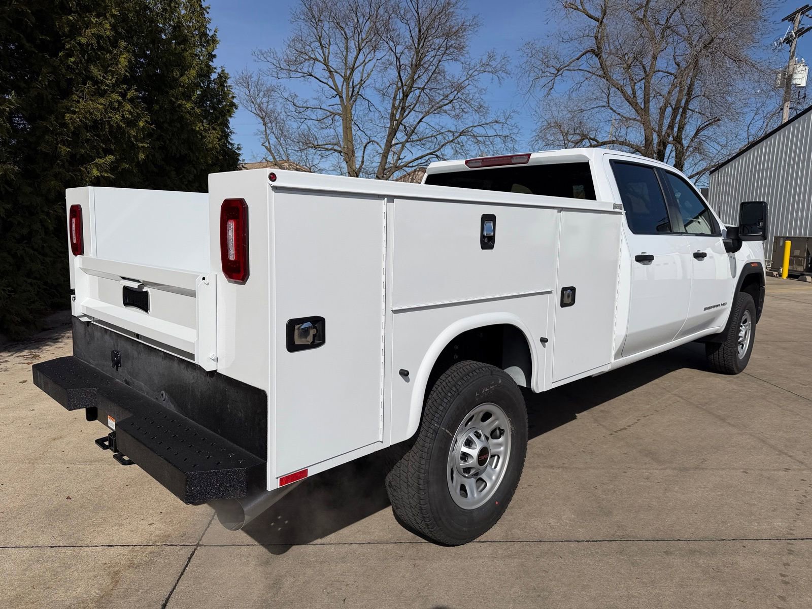 New 2026 GMC Sierra 3500 Pro w/ Convenience Package image 30