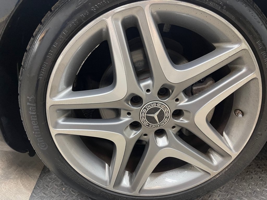 Used 2013 Mercedes-Benz SLK 250 image 36