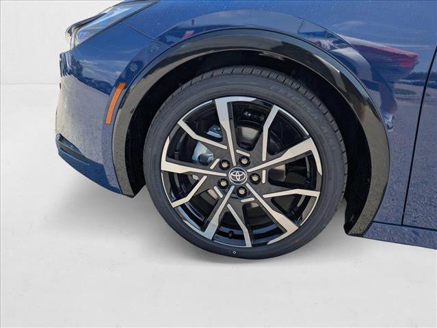 New 2025 Toyota Prius Plug-In Hybrid image 9