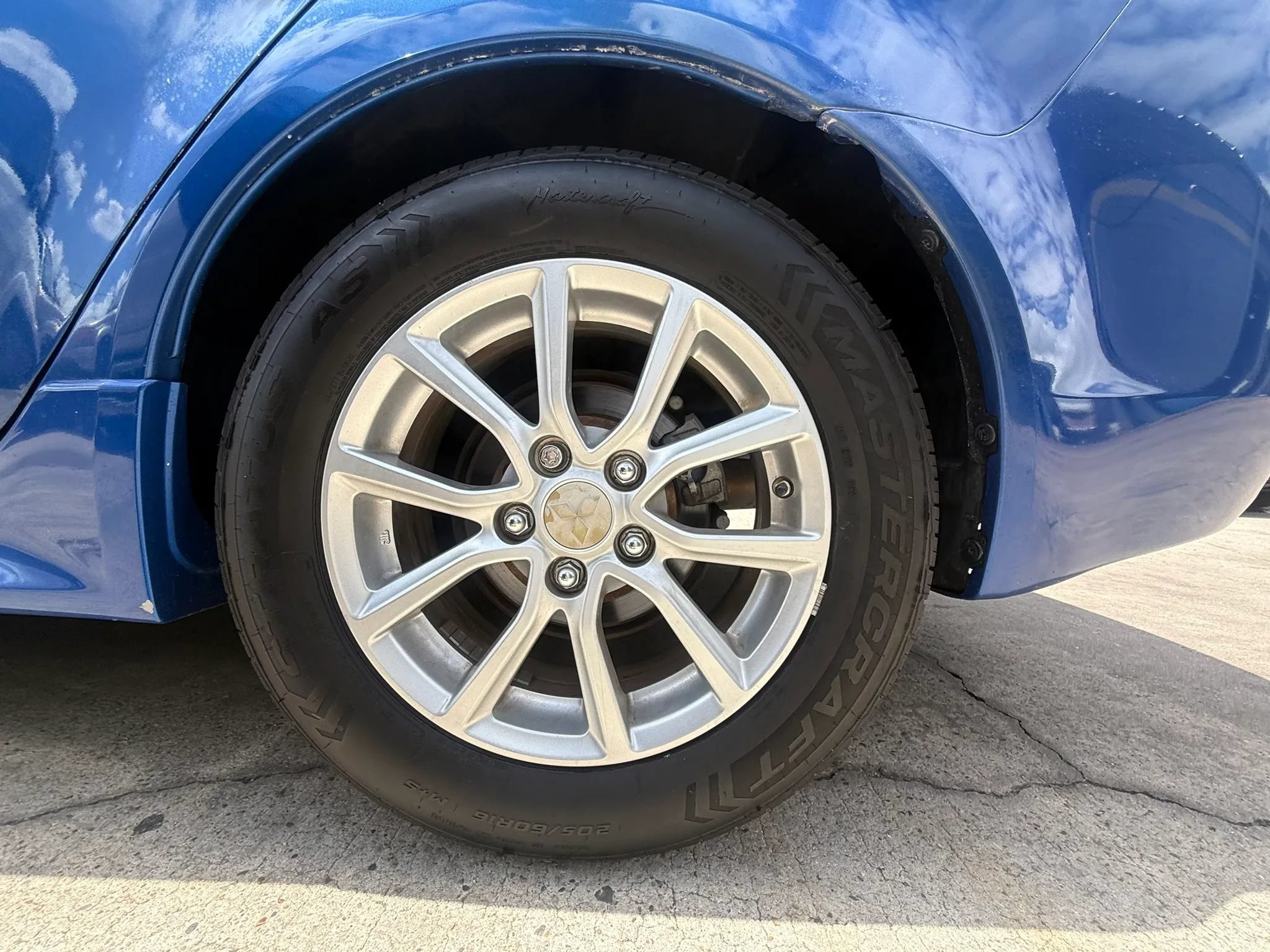 Used 2016 Mitsubishi Lancer ES FWD image 23