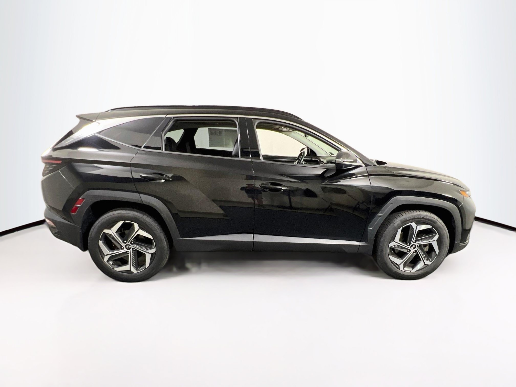 Used 2022 Hyundai Tucson Limited AWD/4WD image 4