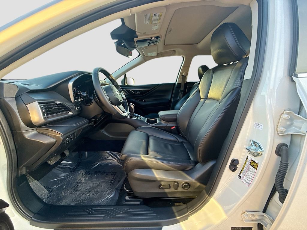 Used 2025 Subaru Outback Limited AWD/4WD image 22