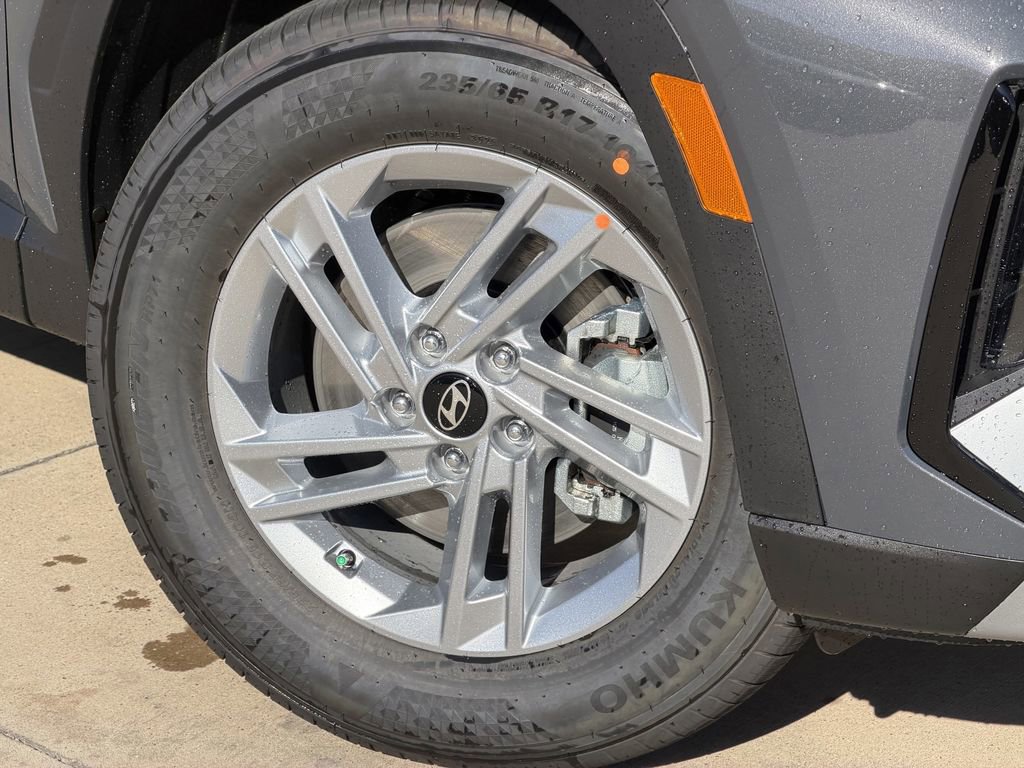New 2026 Hyundai Tucson SE image 9