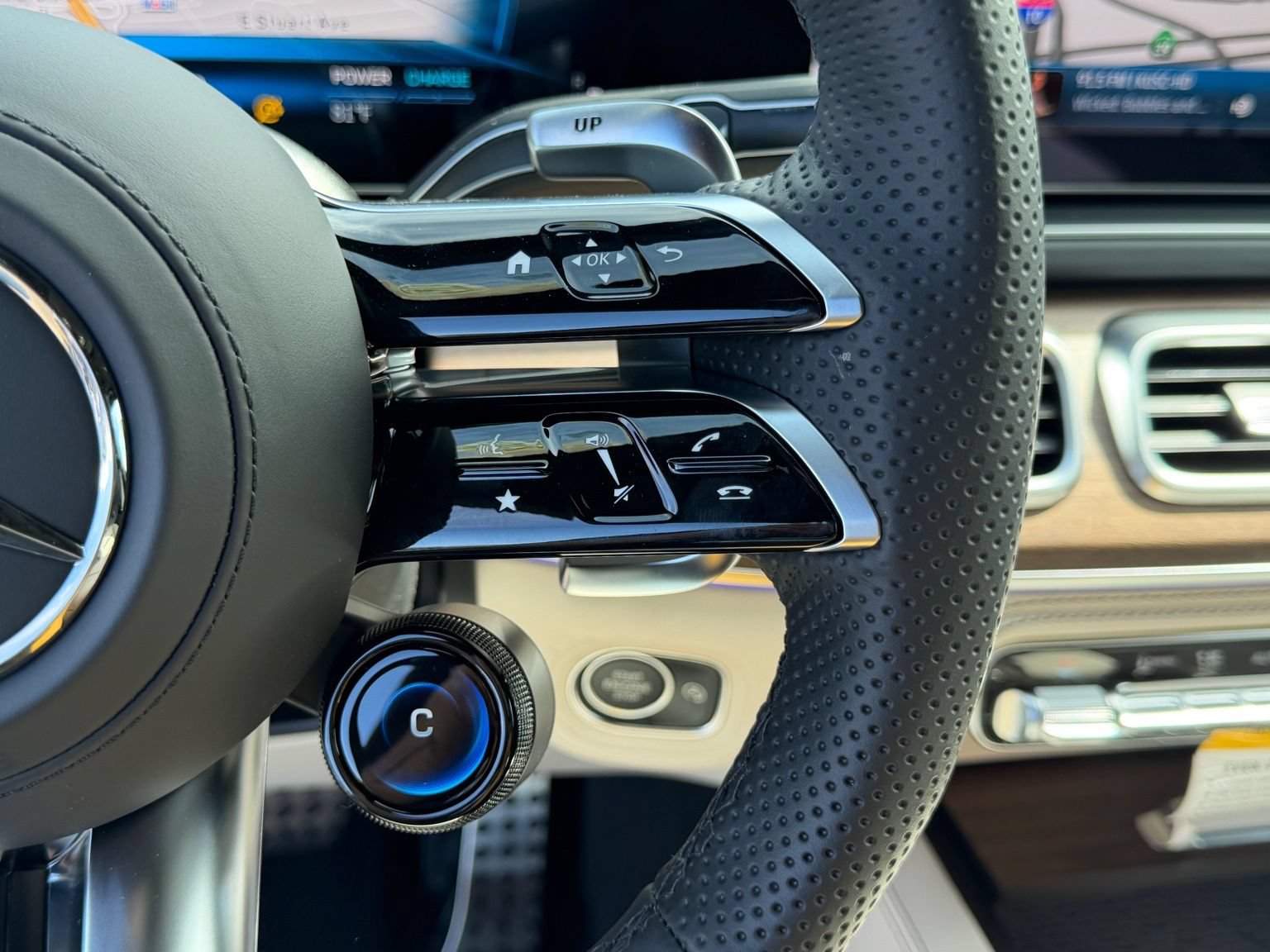 New 2026 Mercedes-Benz GLE 63 AMG S image 24