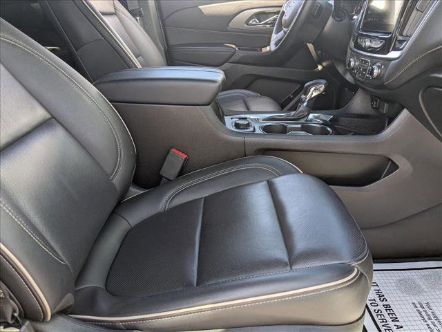 Used 2023 Chevrolet Traverse Premier image 22