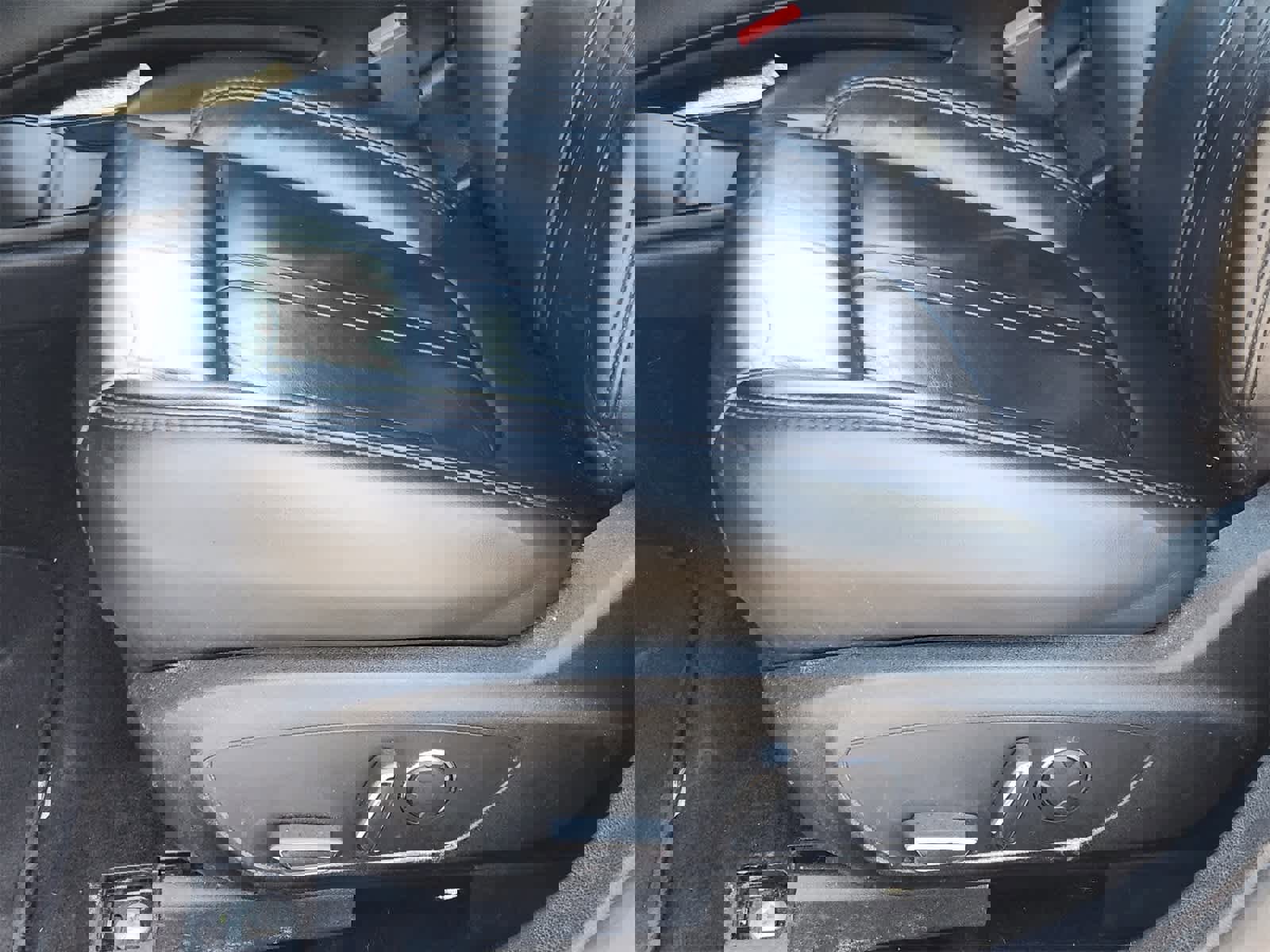 Used 2019 Lincoln MKZ Reserve image 23