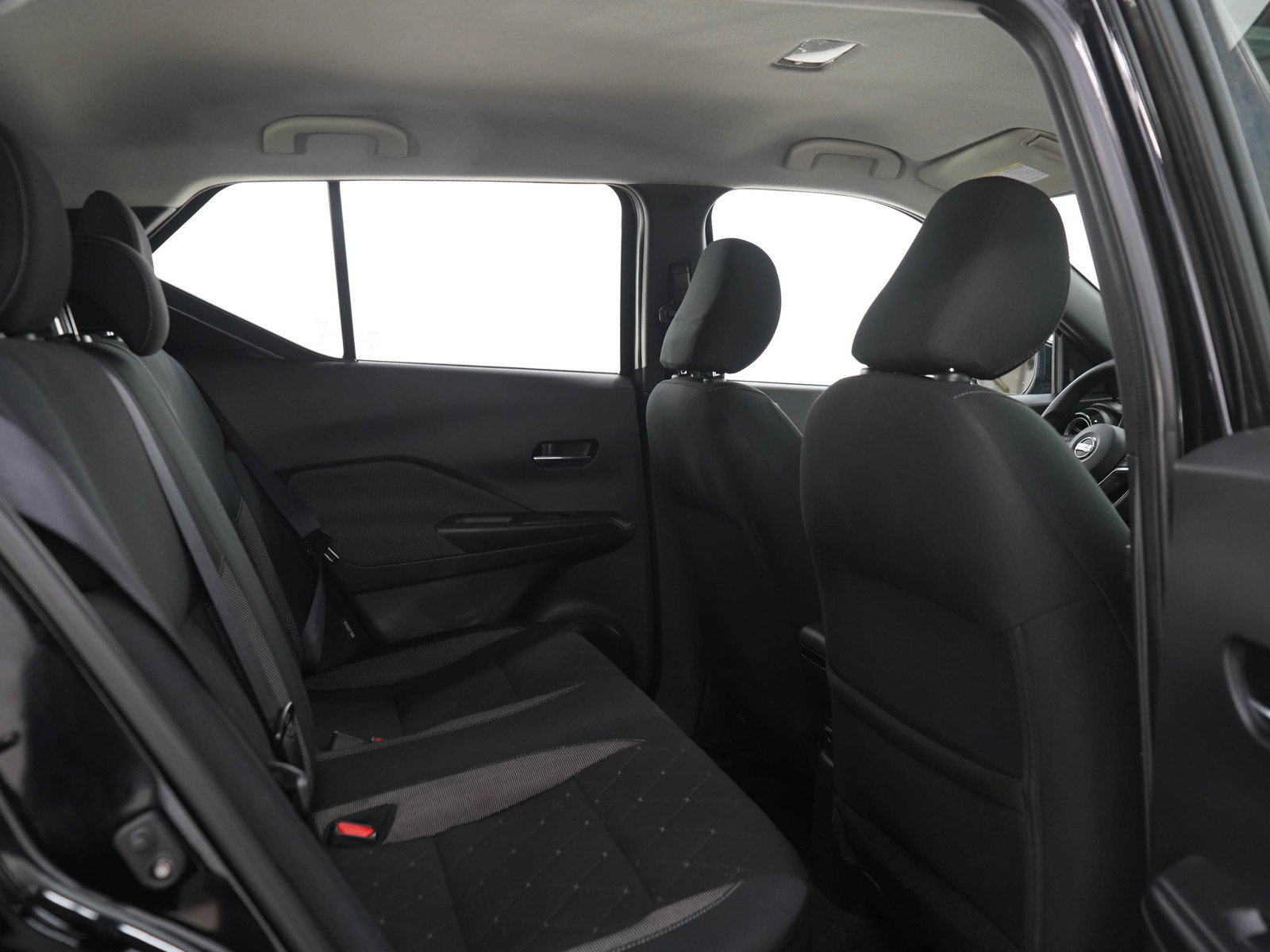 Used 2020 Nissan Kicks SV FWD image 12