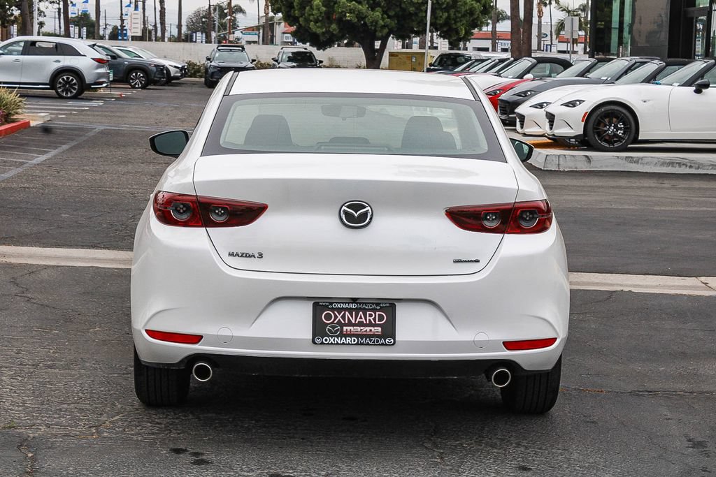 Used 2020 MAZDA MAZDA3 Sedan FWD image 5