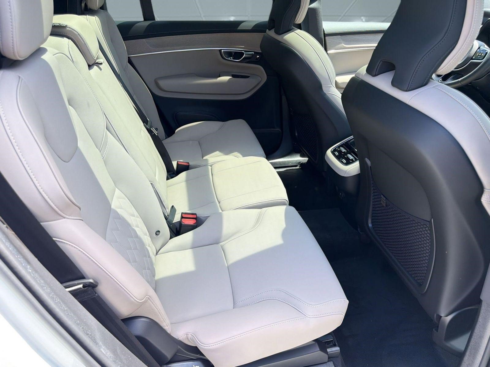 New 2026 Volvo XC90 B6 Plus w/ Protection Package AWD/4WD image 29