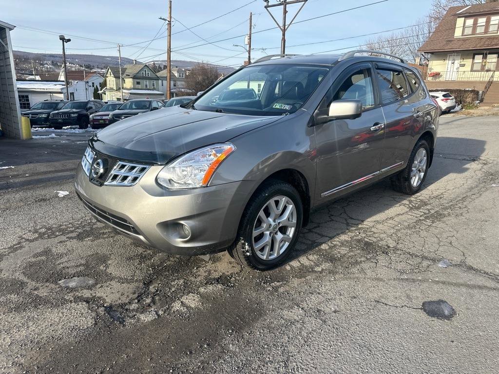 Used 2013 Nissan Rogue SL image 2