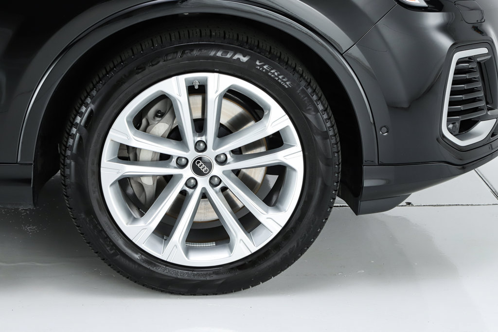 Used 2025 Audi Q7 3.0T Premium Plus AWD/4WD image 17