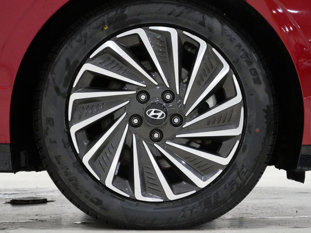 Used 2025 Hyundai Sonata SEL FWD image 9