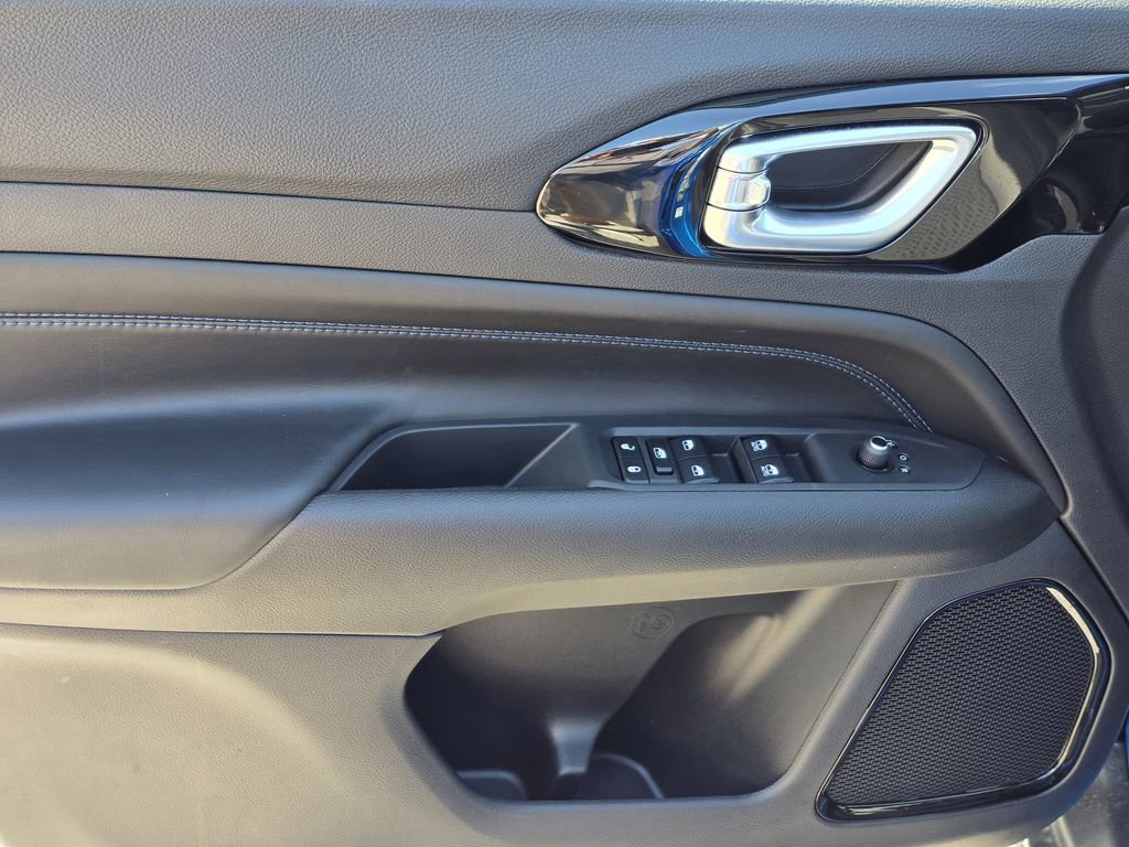 New 2026 Jeep Compass Latitude w/ Quick Order Package 29K image 8