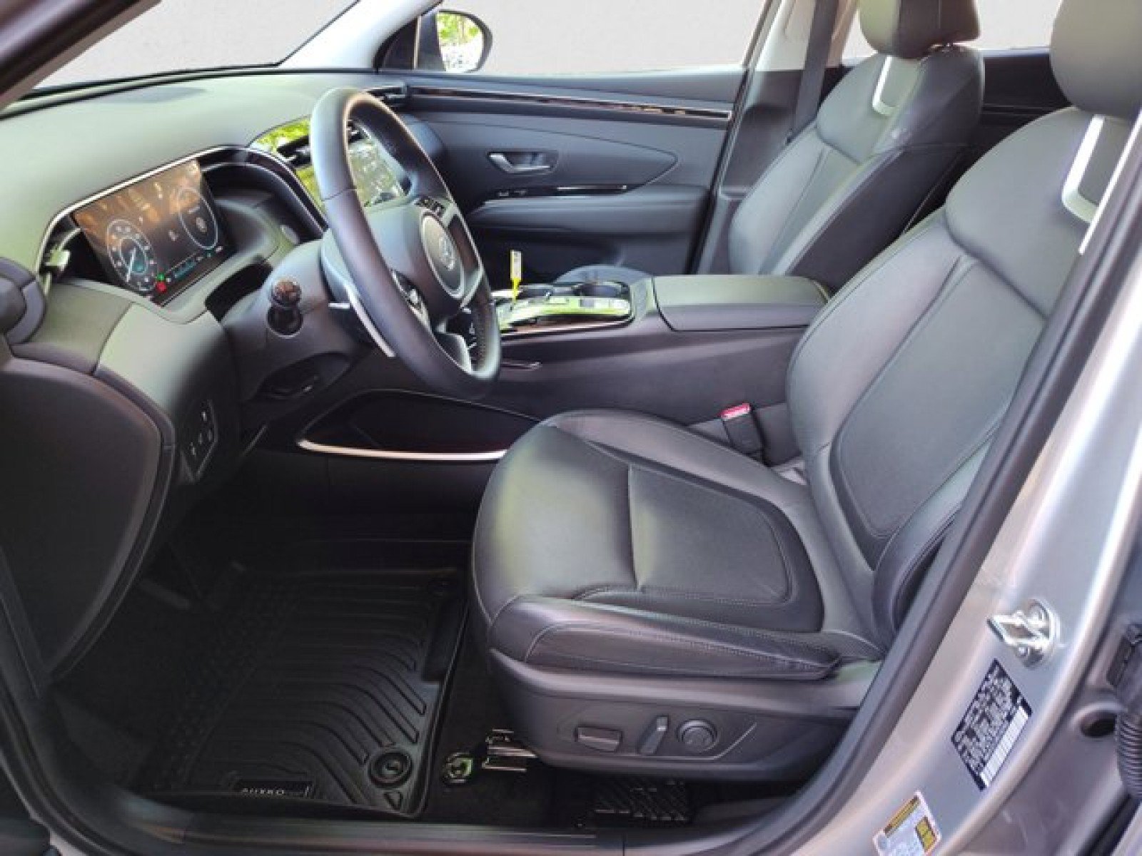 Used 2024 Hyundai Tucson Limited AWD/4WD image 10