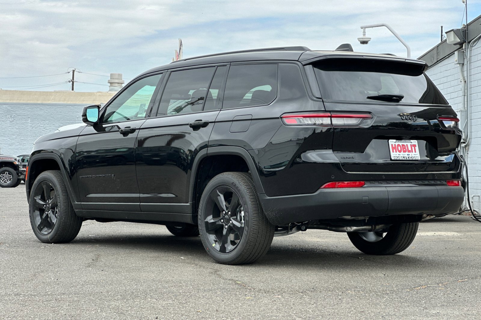 New 2025 Jeep Grand Cherokee L Altitude image 5