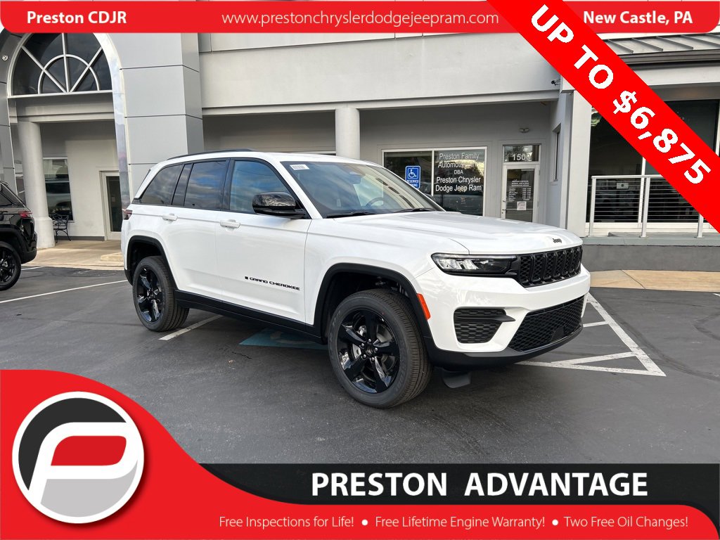 New 2025 Jeep Grand Cherokee Altitude image 1