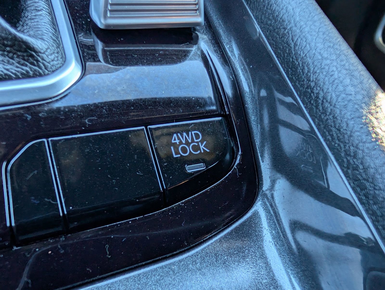 Used 2024 Jeep Compass Latitude image 7