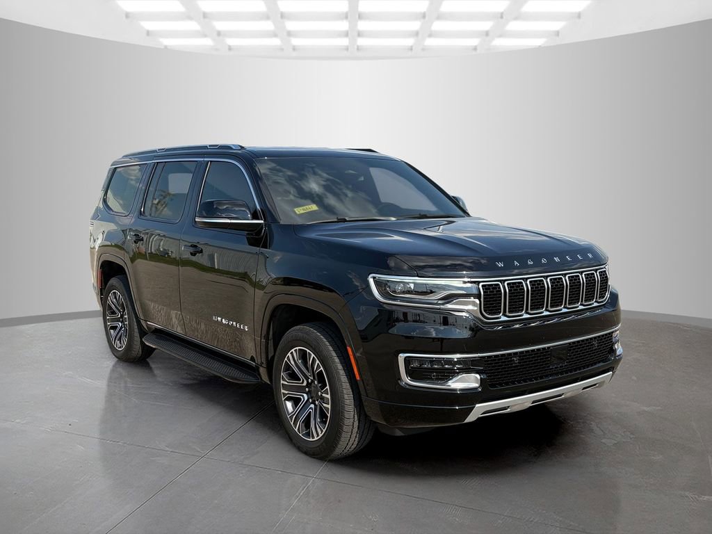 Used 2024 Jeep Wagoneer Series II image 2
