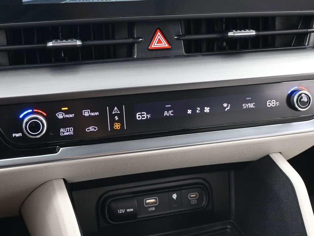 Used 2023 Kia Sportage EX image 24