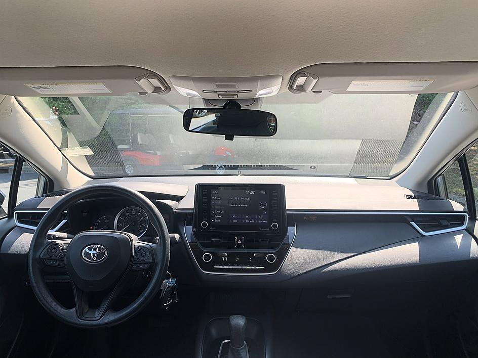Certified 2022 Toyota Corolla LE FWD image 17
