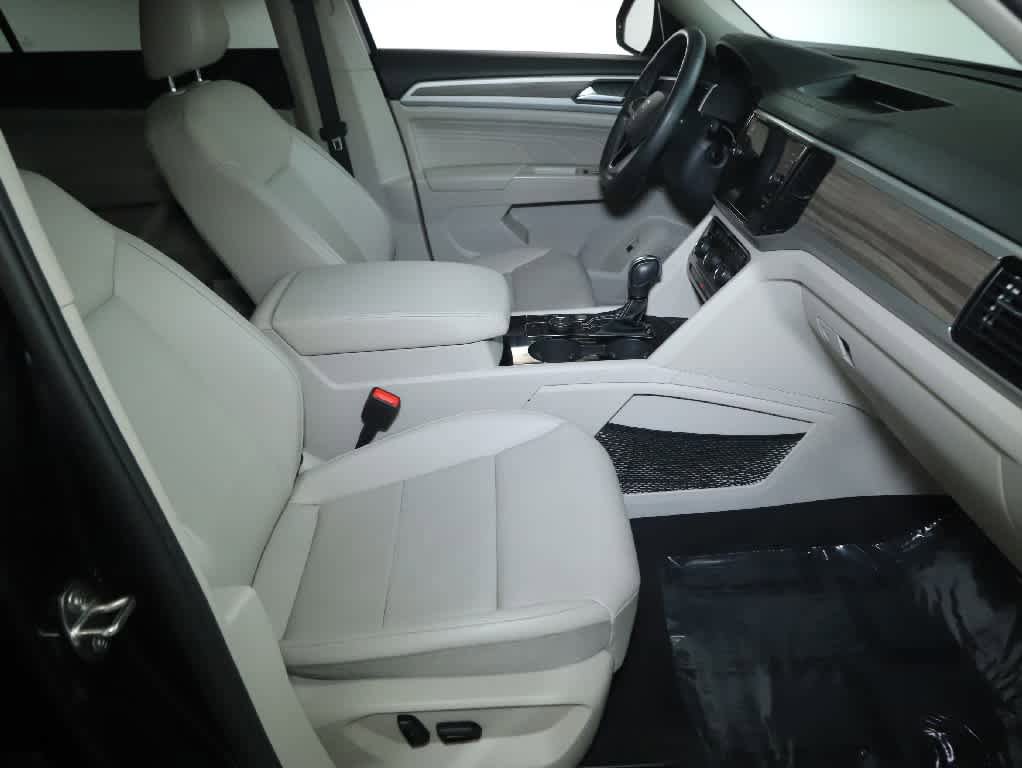 Certified 2023 Volkswagen Atlas SEL AWD/4WD image 38