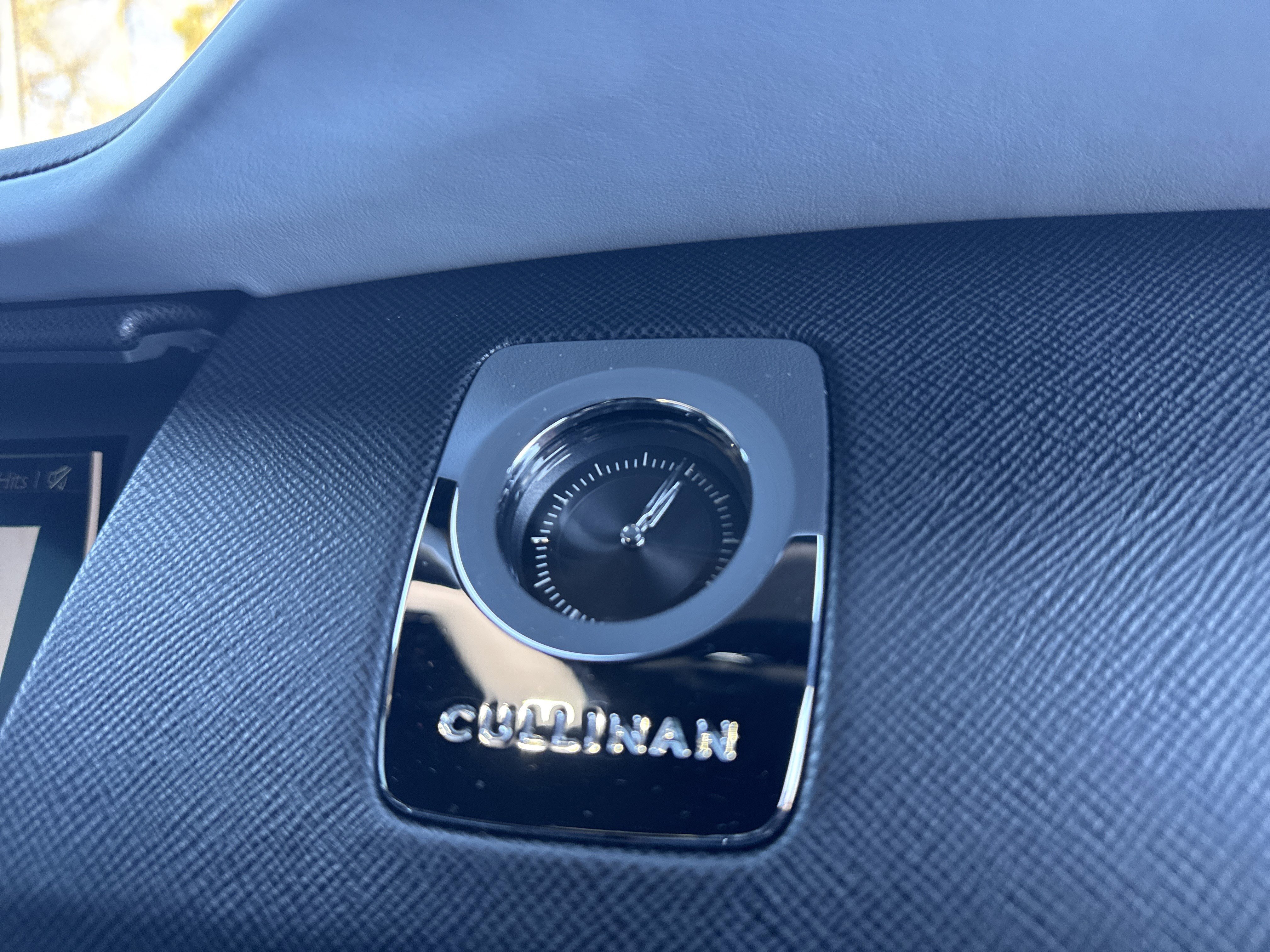 Certified 2022 Rolls-Royce Cullinan image 43