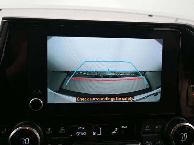 Used 2023 Toyota Highlander XLE image 18