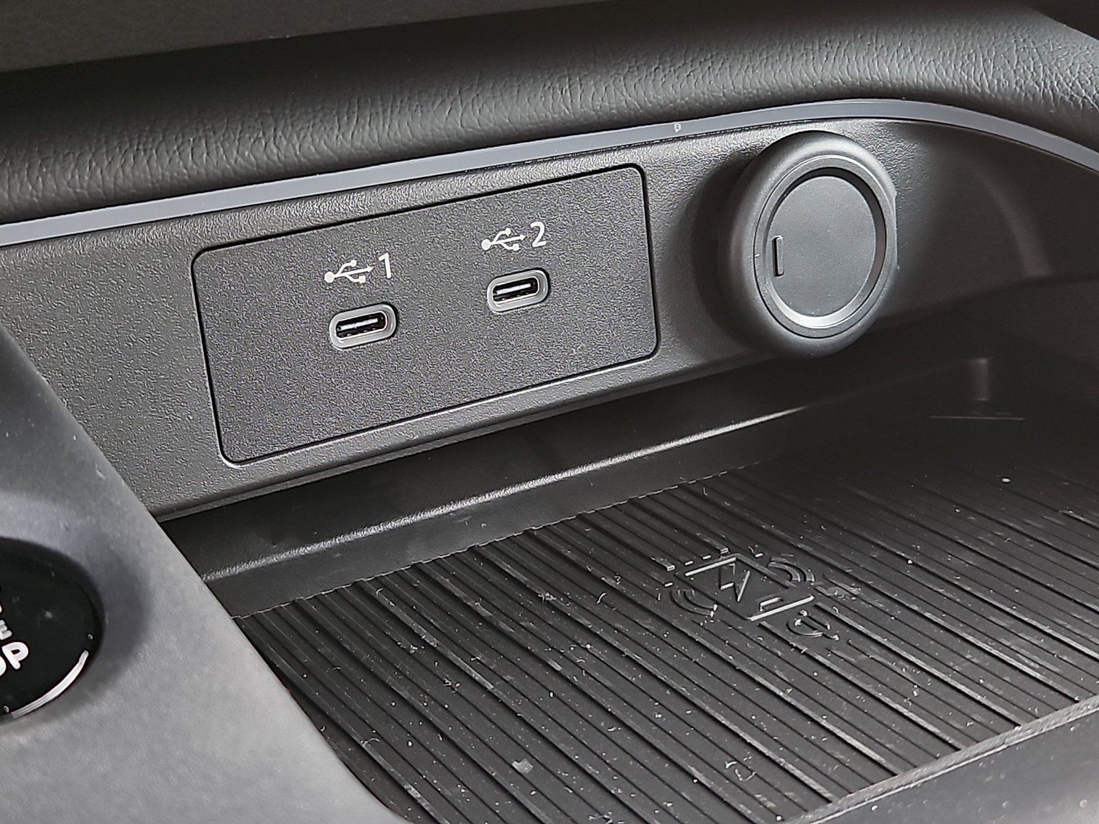 New 2026 Nissan Sentra SV w/ SV Convenience Package FWD image 18