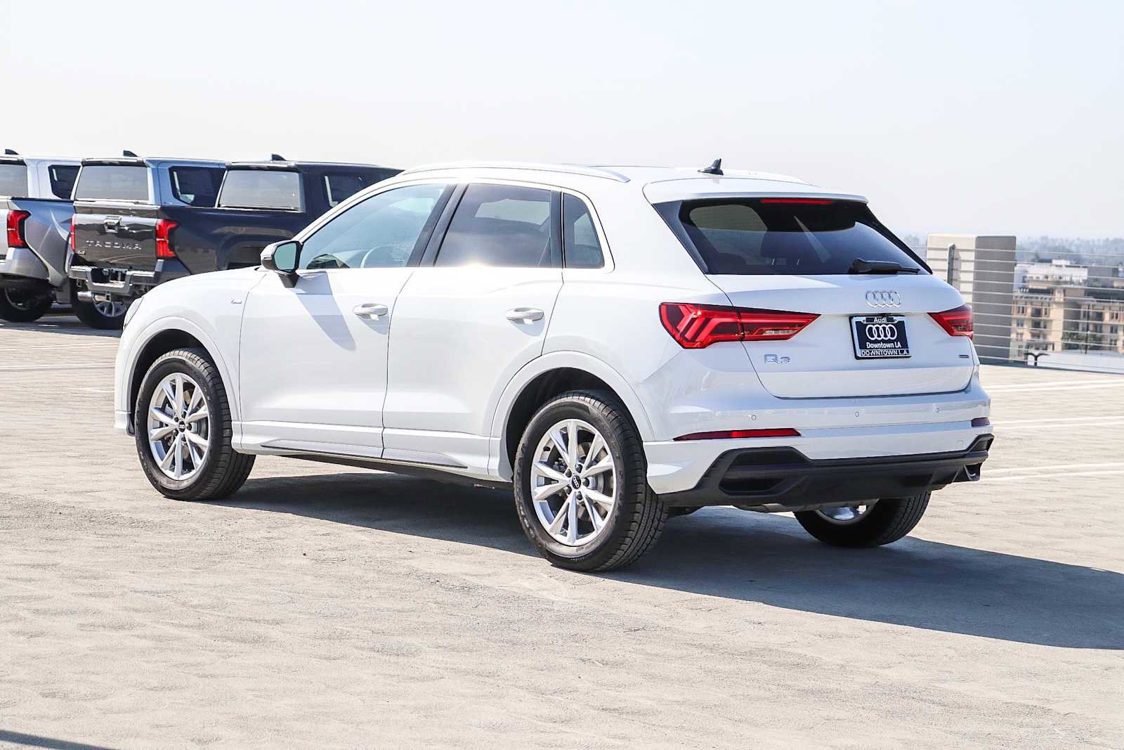 Used 2023 Audi Q3 2.0T Premium w/ Convenience Package image 6