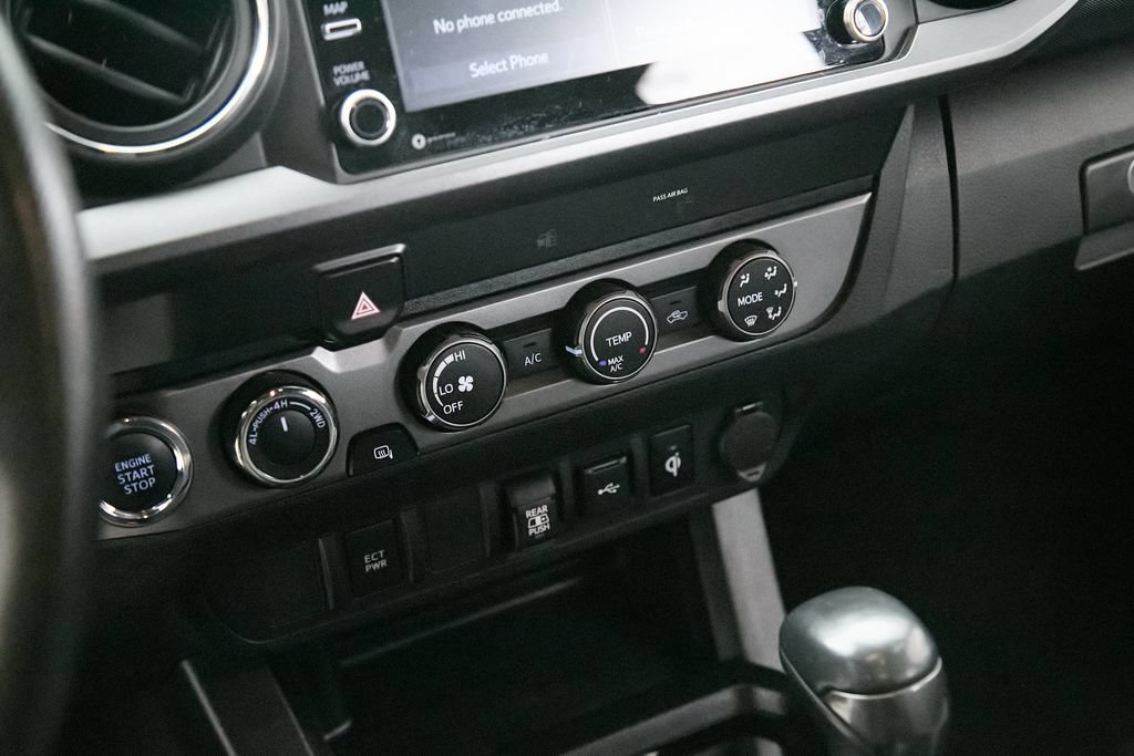 Used 2020 Toyota Tacoma TRD Sport AWD/4WD image 20