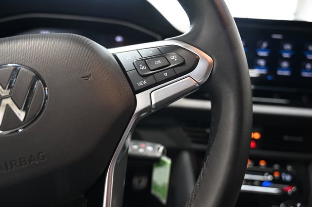 Used 2025 Volkswagen Jetta Sport image 23