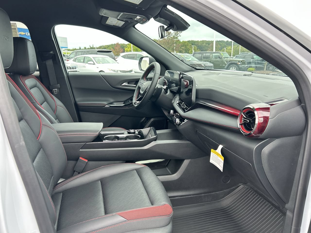 New 2027 Chevrolet Equinox RS w/ Convenience Package III AWD/4WD image 14