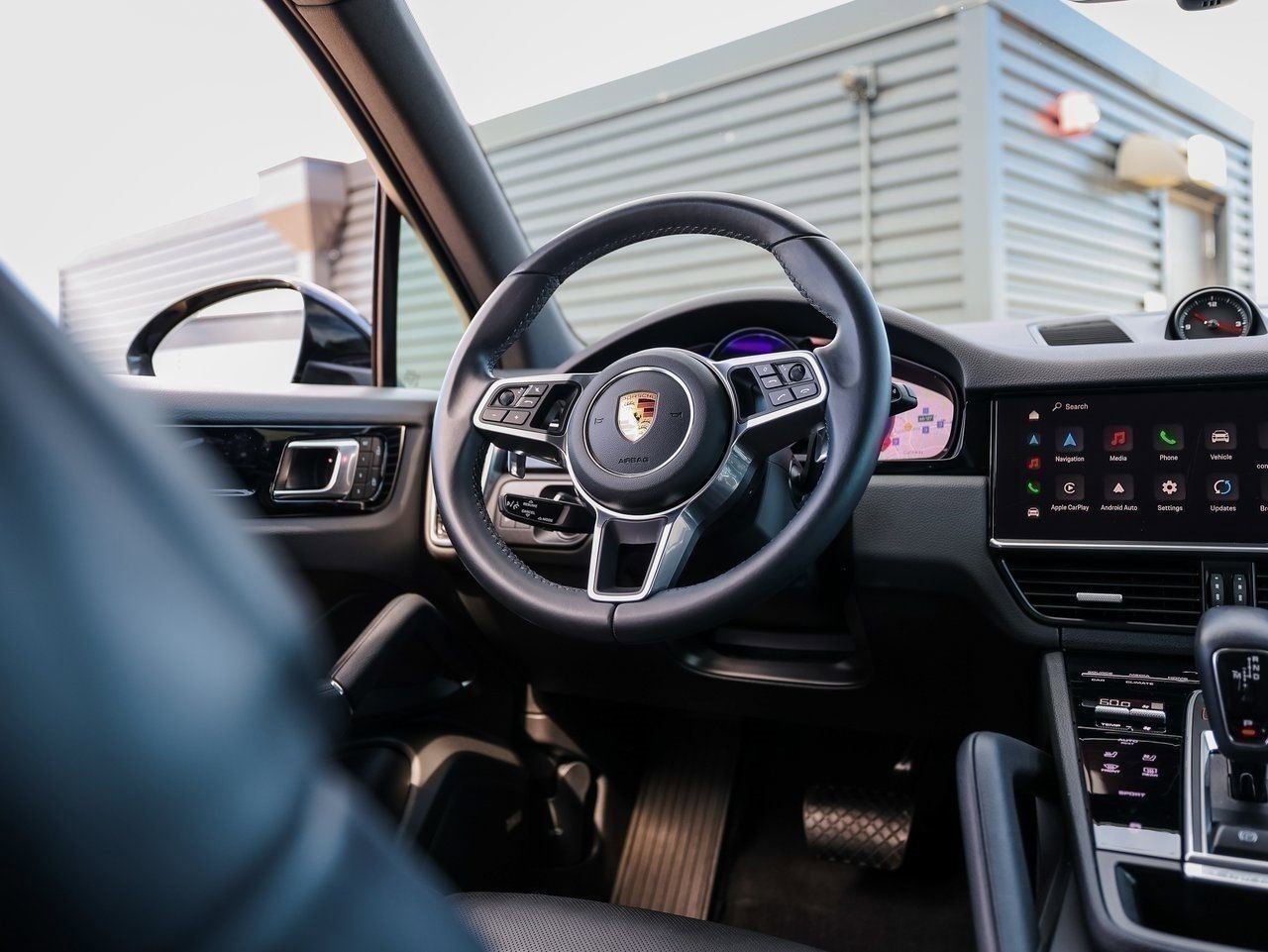 Certified 2023 Porsche Cayenne image 25