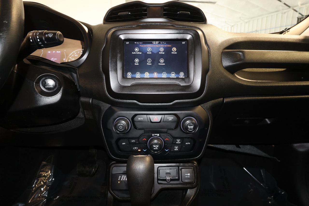 Used 2019 Jeep Renegade Altitude w/ Quick Order Package 2XM AWD/4WD image 16