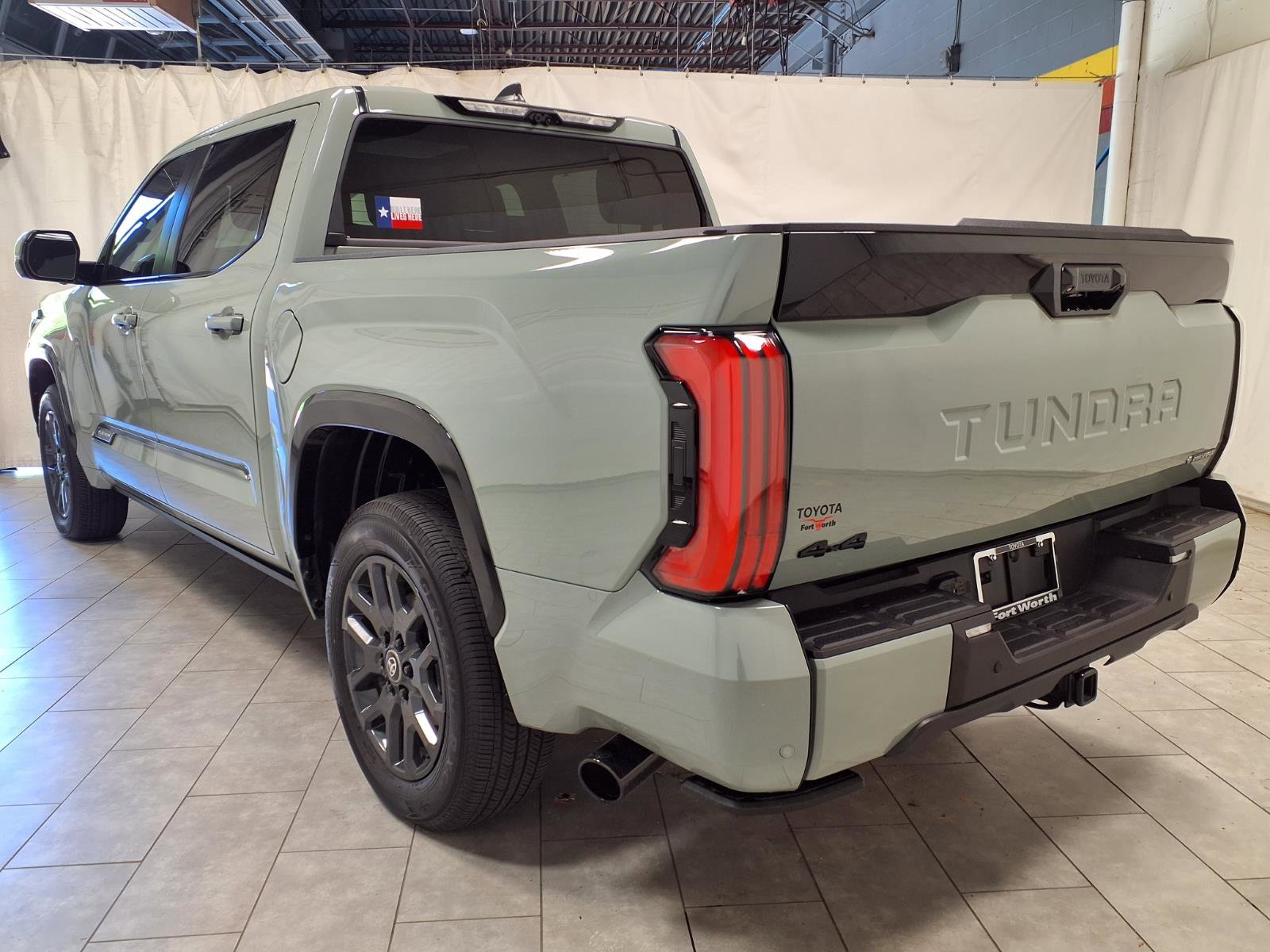 Used 2026 Toyota Tundra Platinum AWD/4WD image 7