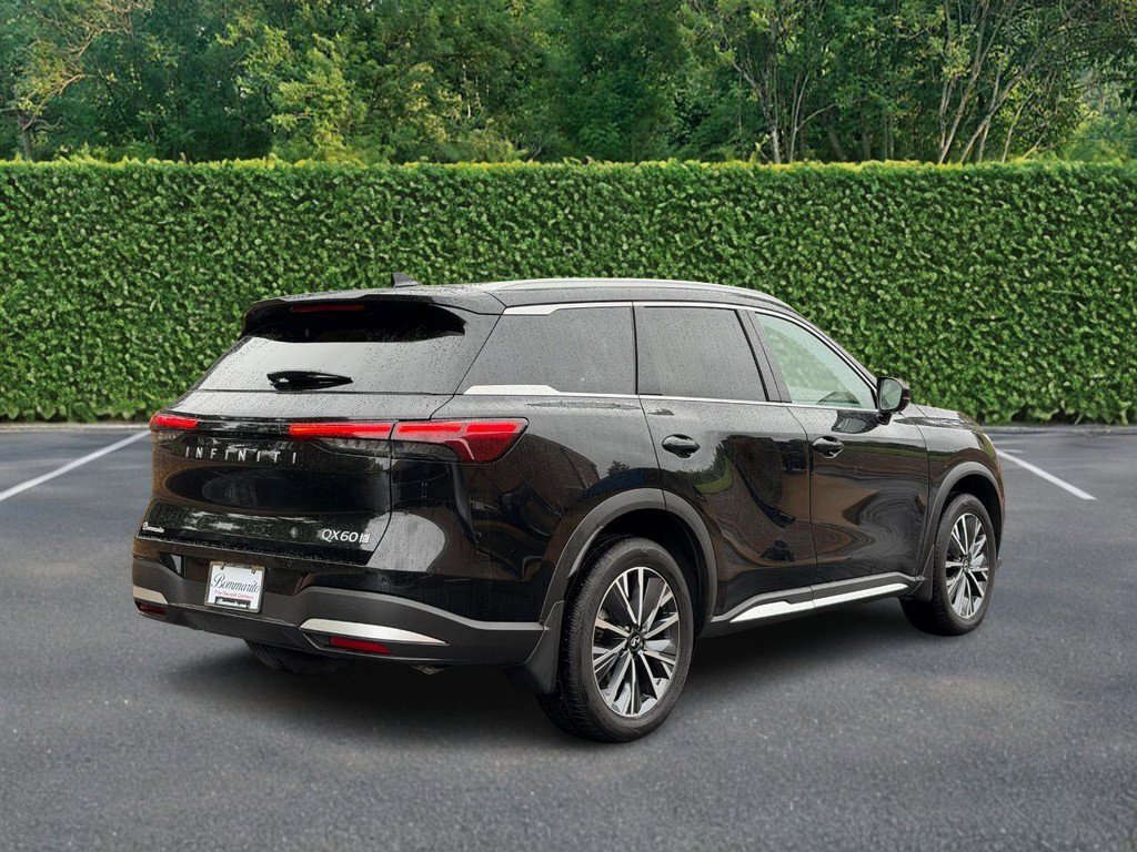 Used 2026 INFINITI QX60 Luxe w/ Cargo Package AWD/4WD image 3
