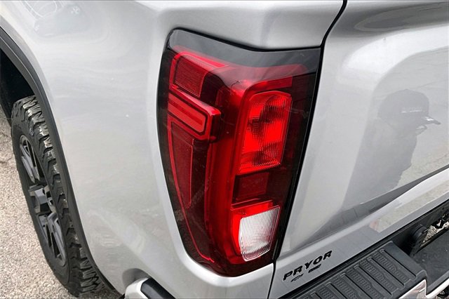 Used 2020 GMC Sierra 1500 Elevation w/ Elevation Value Package image 24