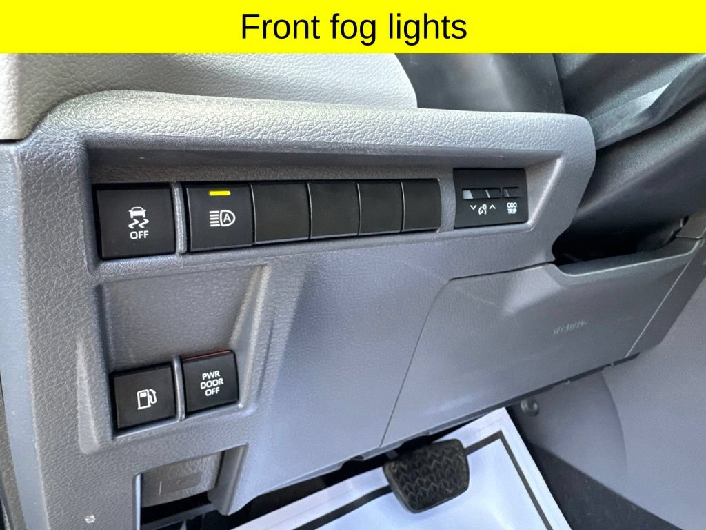 Used 2021 Toyota Sienna XLE w/ XLE Plus Package AWD/4WD image 19