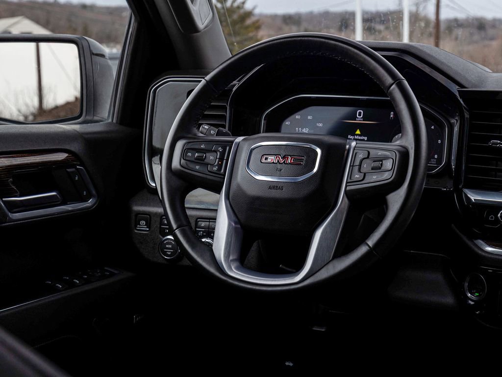 Used 2025 GMC Sierra 1500 Elevation w/ Elevation Premium Package AWD/4WD image 25