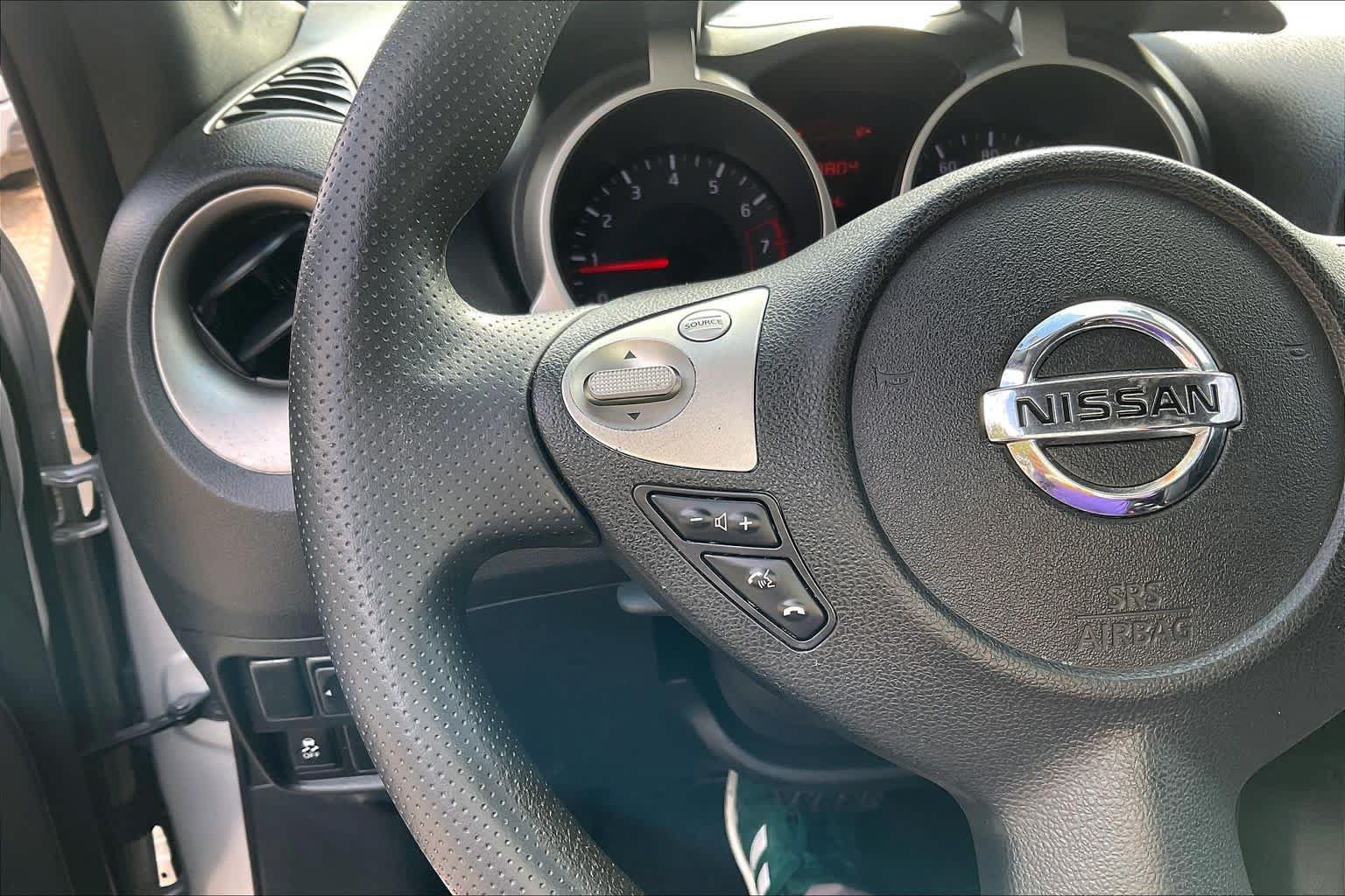 Used 2017 Nissan Juke S FWD image 24